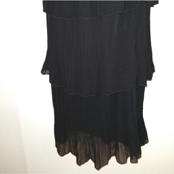 🎉🆕Black Tiered Off Shoulder Ruffled Dress - Picture 3 of 8